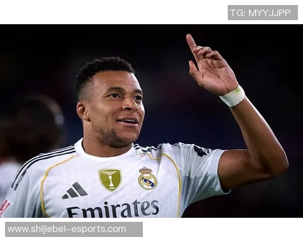 球星老婆也是足球运动员两位顶级球员如何在赛场与生活中互相支持